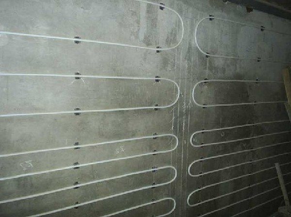 Трубы отопления в стене можно ли прятать полипропиленовые или металлические трубы, как замуровать металлопластиковые, и можно ли утопить радиатор в стене