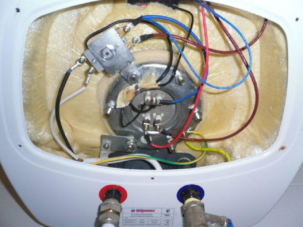 Тонкости процесса ремонта водонагревателей ariston