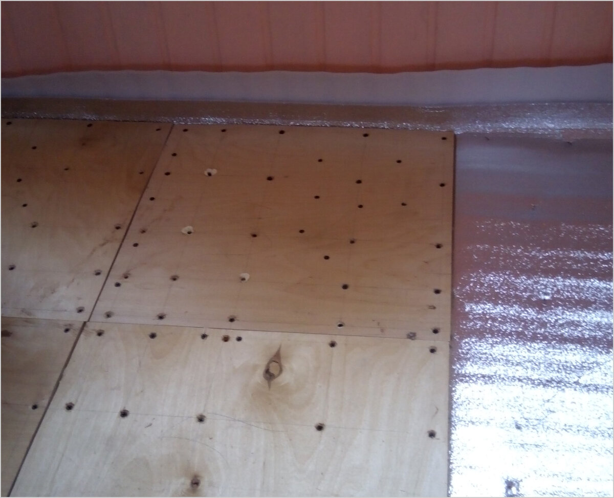 Как выбрать утеплитель на бетонный пол под линолеум и уложить его за один день