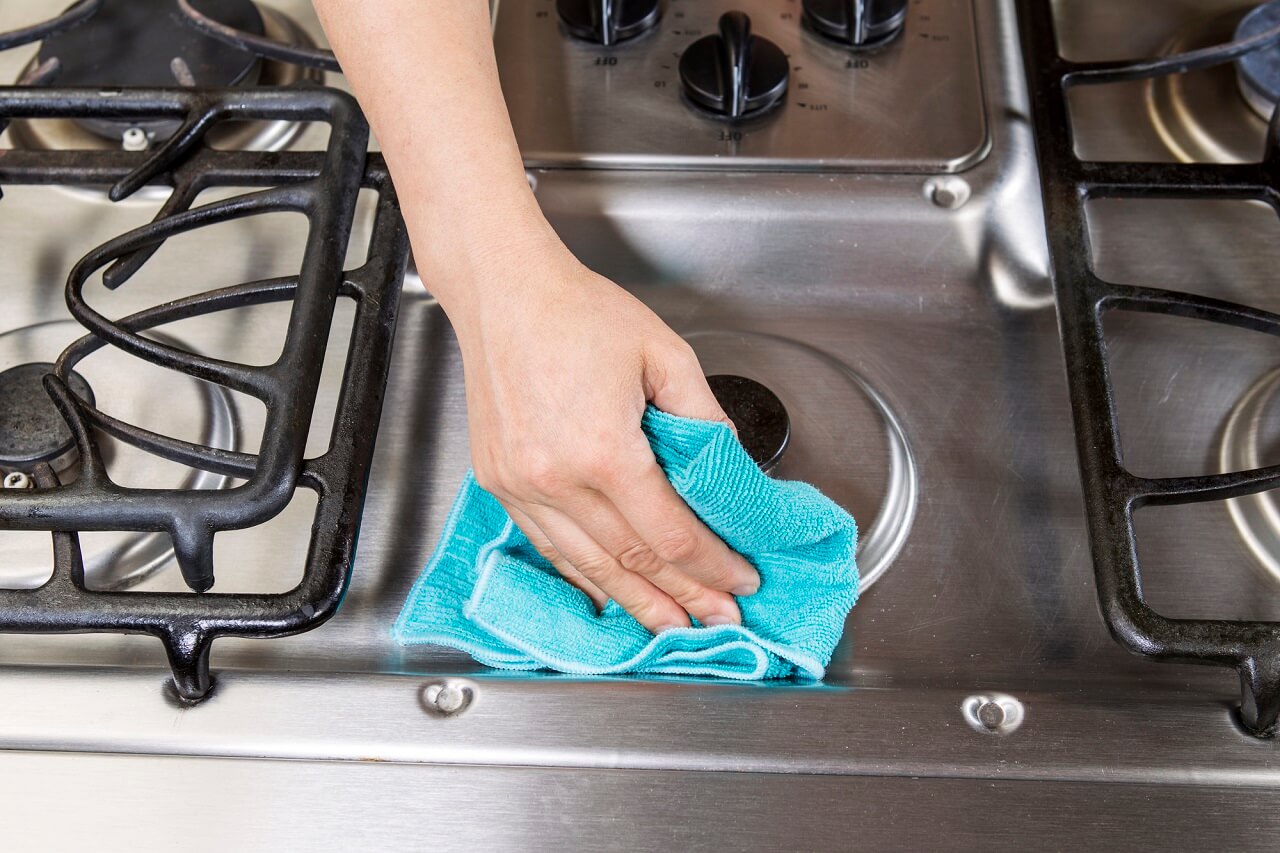 Какими средствами можно отмыть плитку на кухне от жира