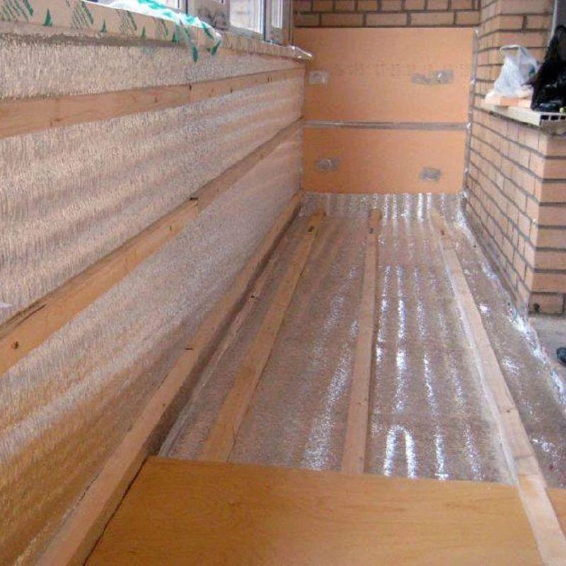 Утепление стен деревянного дома изнутри на примере монтажа пенофола, особенности и  цены за работу и материал