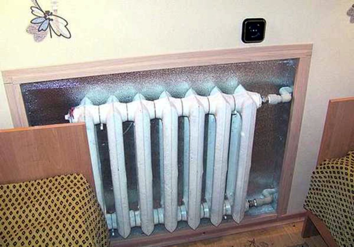 Теплоотражающие экраны за радиаторами отопления - микроклимат в квартире и доме