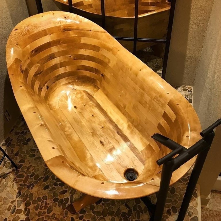 Деревянная ванна своими руками: требования к древесине, а также преимущества и недостатки решения