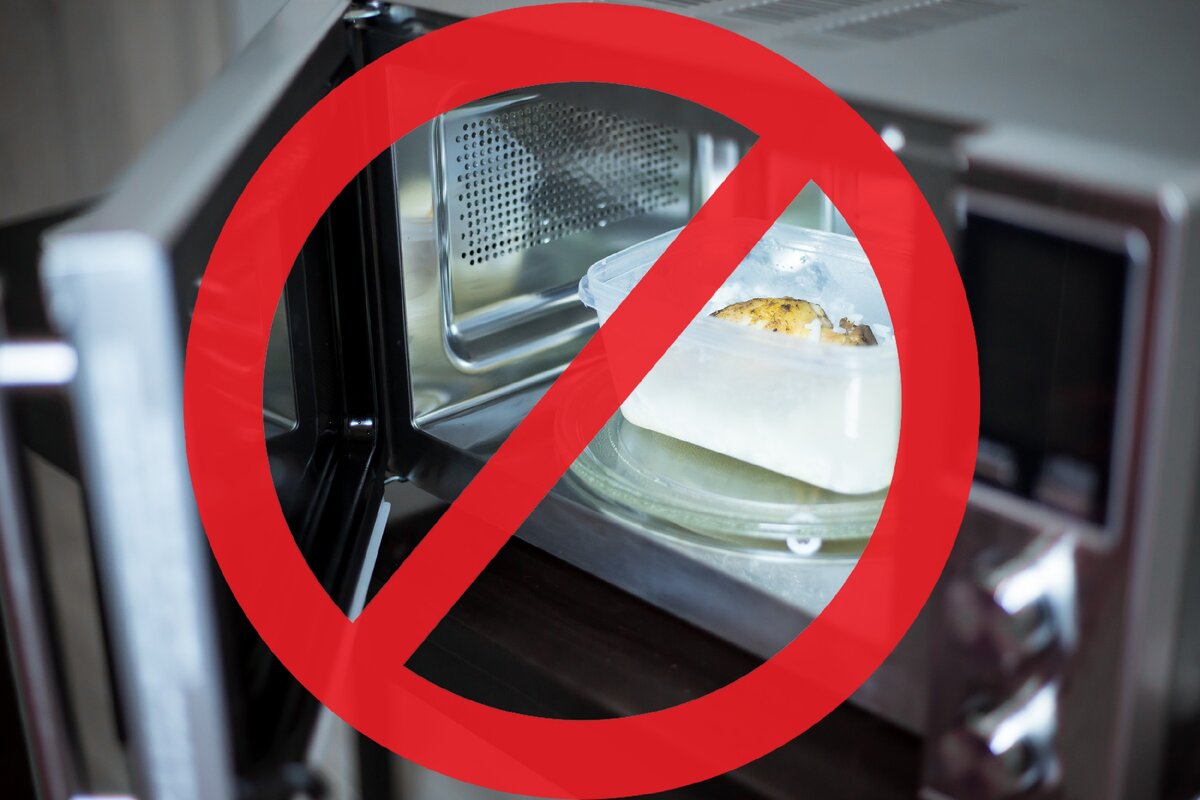 Продукты и посуда, которые нельзя греть в микроволновке
