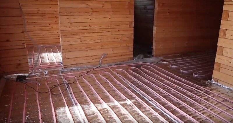 Как устроить теплый водяной пол в деревянном доме
