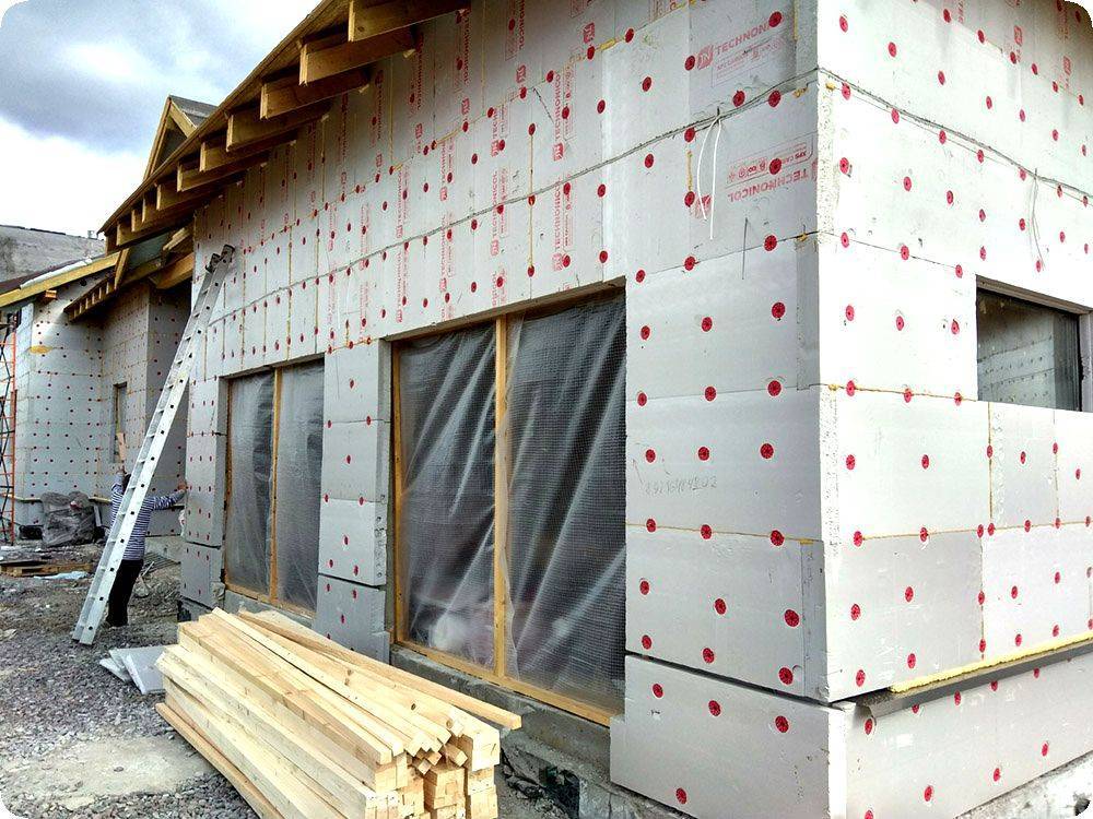 Топ-10 утеплителей для стен и крыши дома