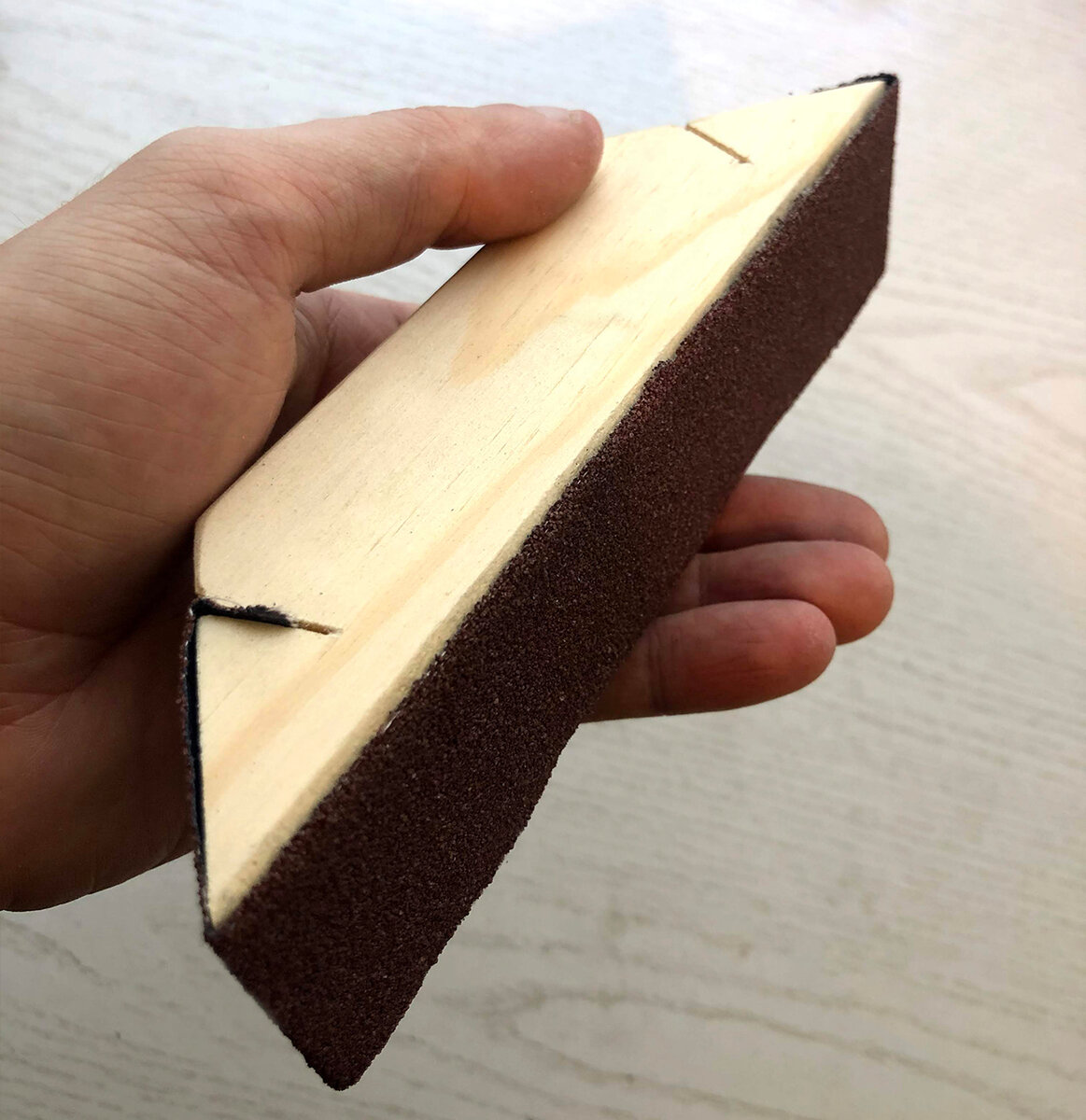 Как заточить нож наждачной бумагой