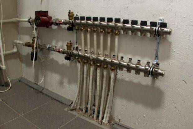 Распределительный коллектор системы отопления, гребенка, гидроколлектор