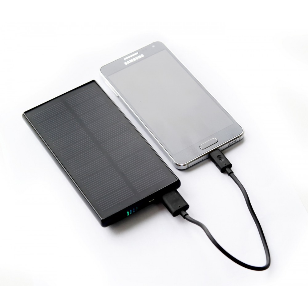 Зарядное устройство на солнечных батареях: виды и способы использования