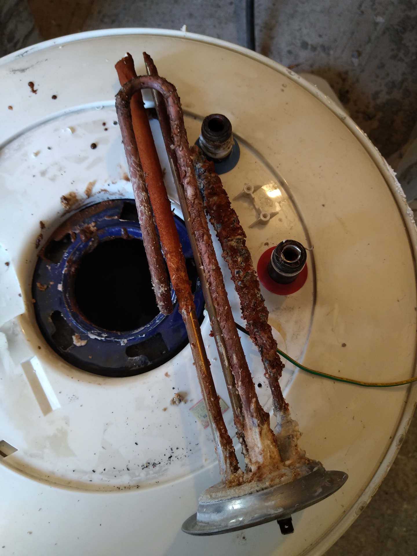 Как разобрать водонагреватель аристон: пошаговая инструкция по разборке и чистке агрегата