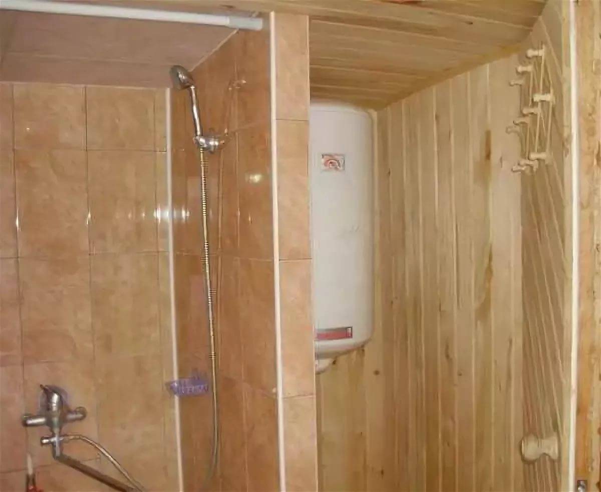 Мастерим сами: как сделать душ в бане на даче?