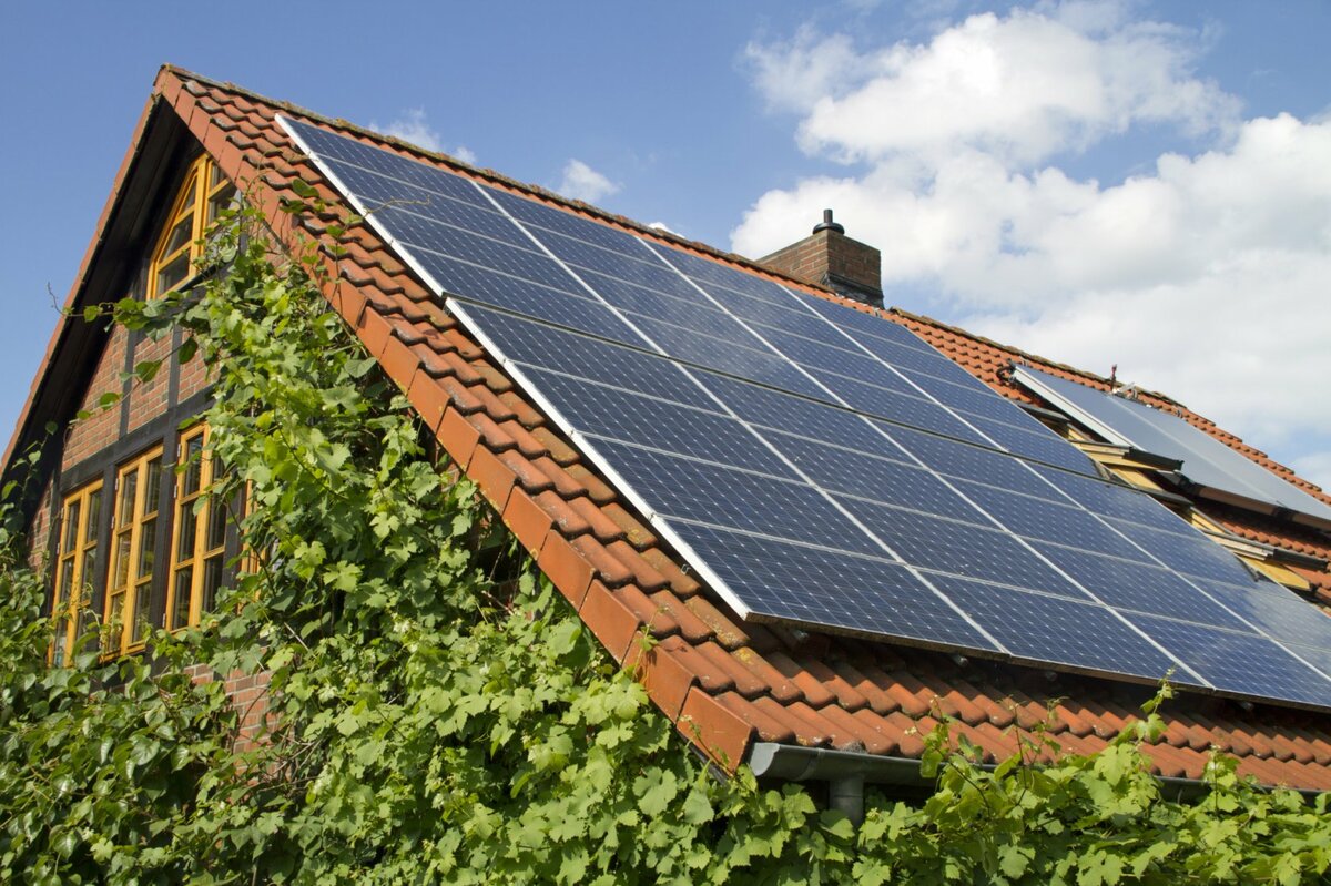 Солнечные батареи для дома, виды солнечных батарей, подходящая местность, особенности установки