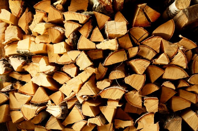 Как правильно топить дровами: 9 способов продлить горение, увеличить теплоотдачу и сократить расход