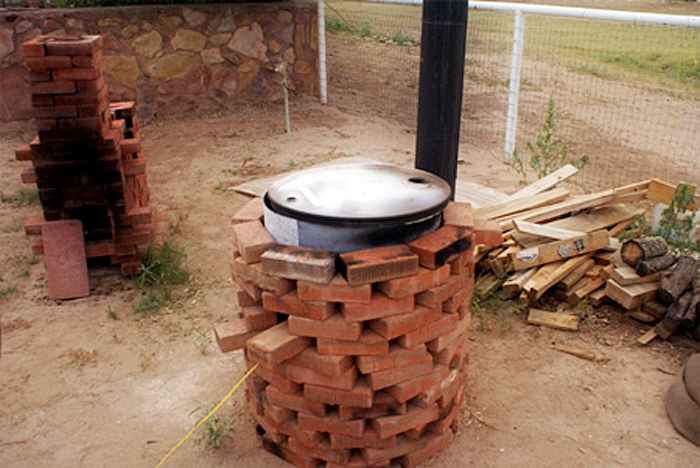 Печь для сжигания мусора на даче изготовление садового утилизатора своими руками