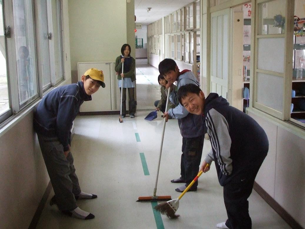 Факты об офисной жизни в японии, которые заставят тебя переосмыслить свою работу | brodude.ru
