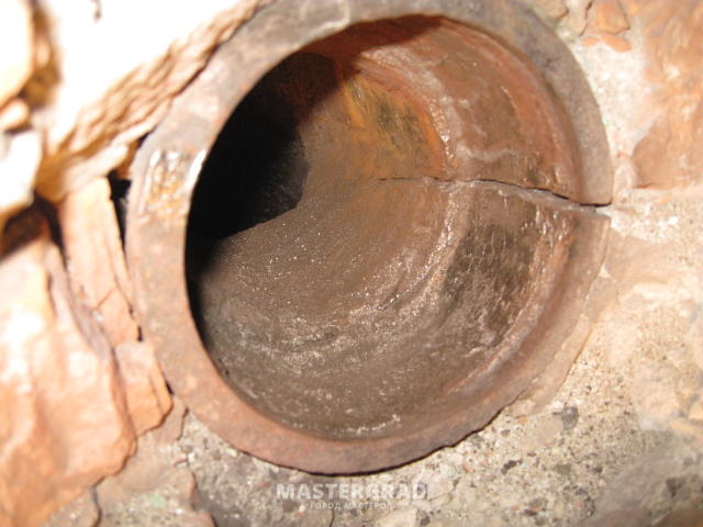 Методы устранения течи в водопроводных трубах