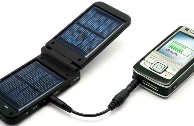 Солнечное зарядное устройство для телефона