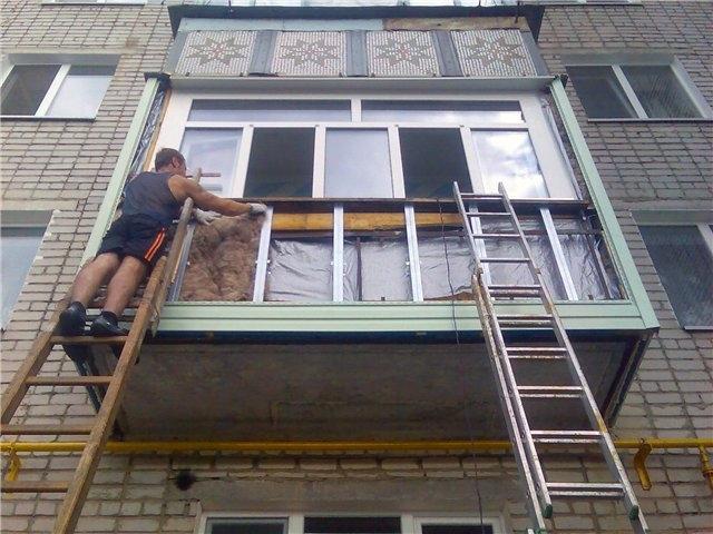 Как утеплить балкон изнутри своими руками в панельном доме пошагово
