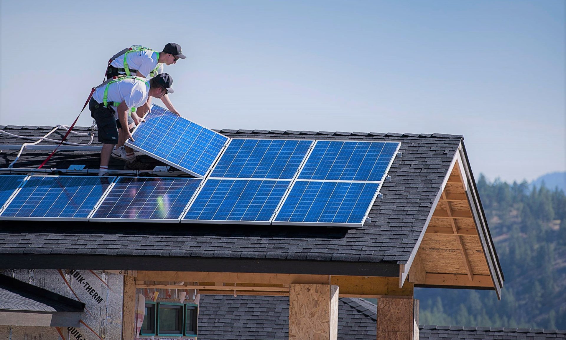 Солнечные батареи для дома — стоимость комплекта и что нужно знать перед покупкой