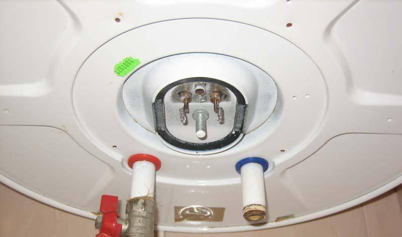Замена тэна в водонагревателе аристон: обзор устройства и порядок выполнения своими руками