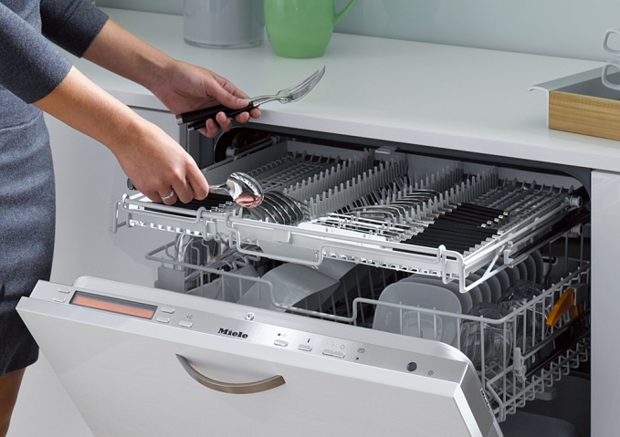 Посудомоечная машина: как выбрать (советы эксперта), размеры, характеристики, преимущества и недостатки, рейтинг 2018, отзывы