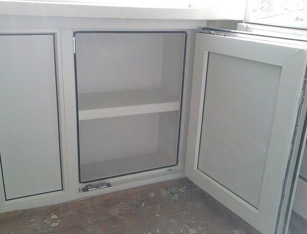 Хрущевский холодильник: как преобразовать в стене сталинской кухни, под окном, зимний, переделка, отделка своими руками, утеплить, из пластика, уличный, сделать, заделать, идеи