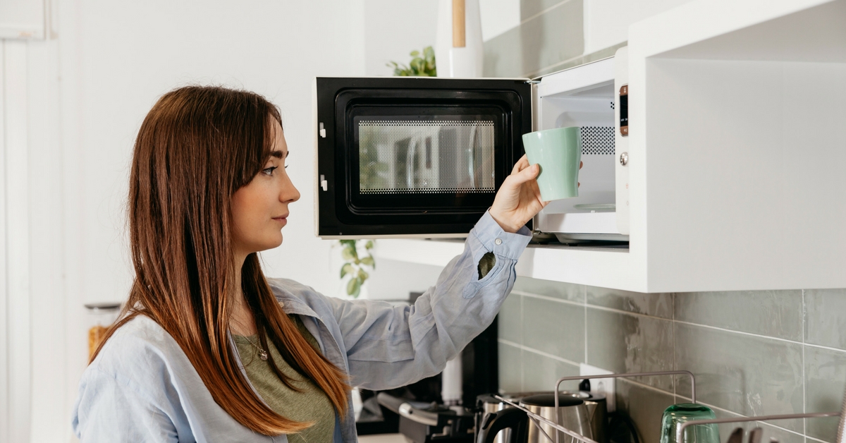 Размещение микроволновки на кухне - 78 фото хитрых идей дизайнакухня — вкус комфорта