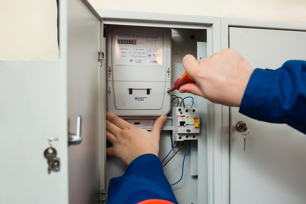 Нужно ли менять счетчики электроэнергии: виды приборов учета и порядок замены