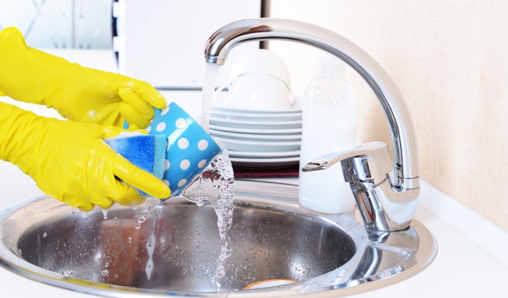 Как правильно мыть посуду: в какой последовательности и чем лучше мыть