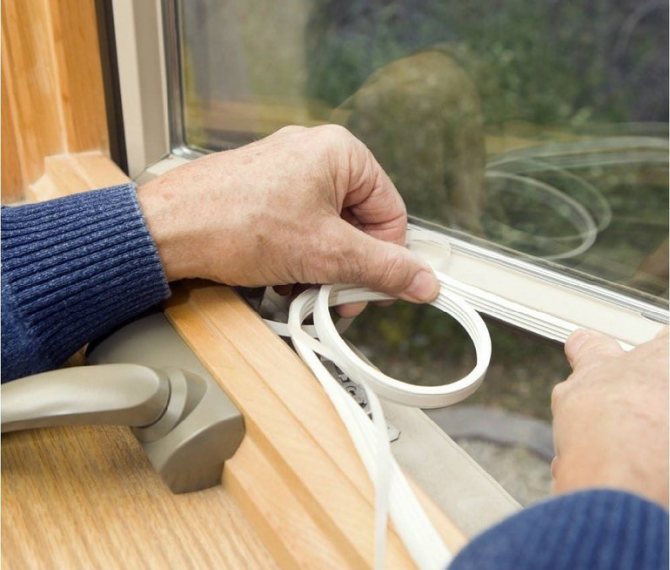 Как правильно утеплить окна своими руками. выбор материала и технология утепления откосов